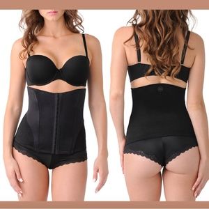 NWT $90‎ Belly Bandit Mother Tucker Corset in Black [ SZ Small ]